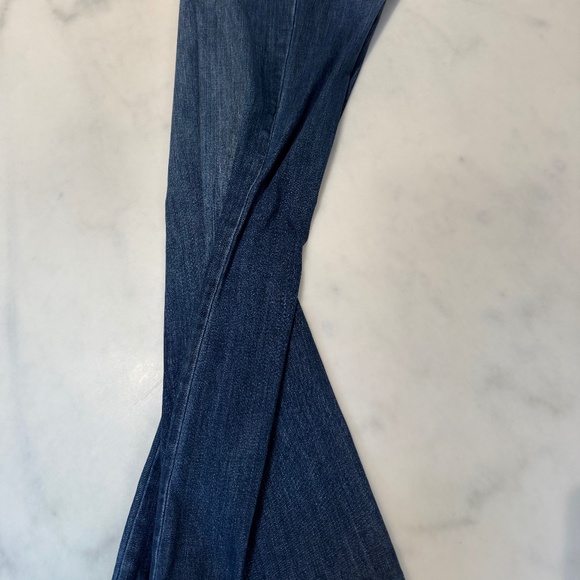 Kut From The Kloth, Women’s jeans, Nicole Bootcut, Size 12 X 31” , prewash - Picture 10 of 11